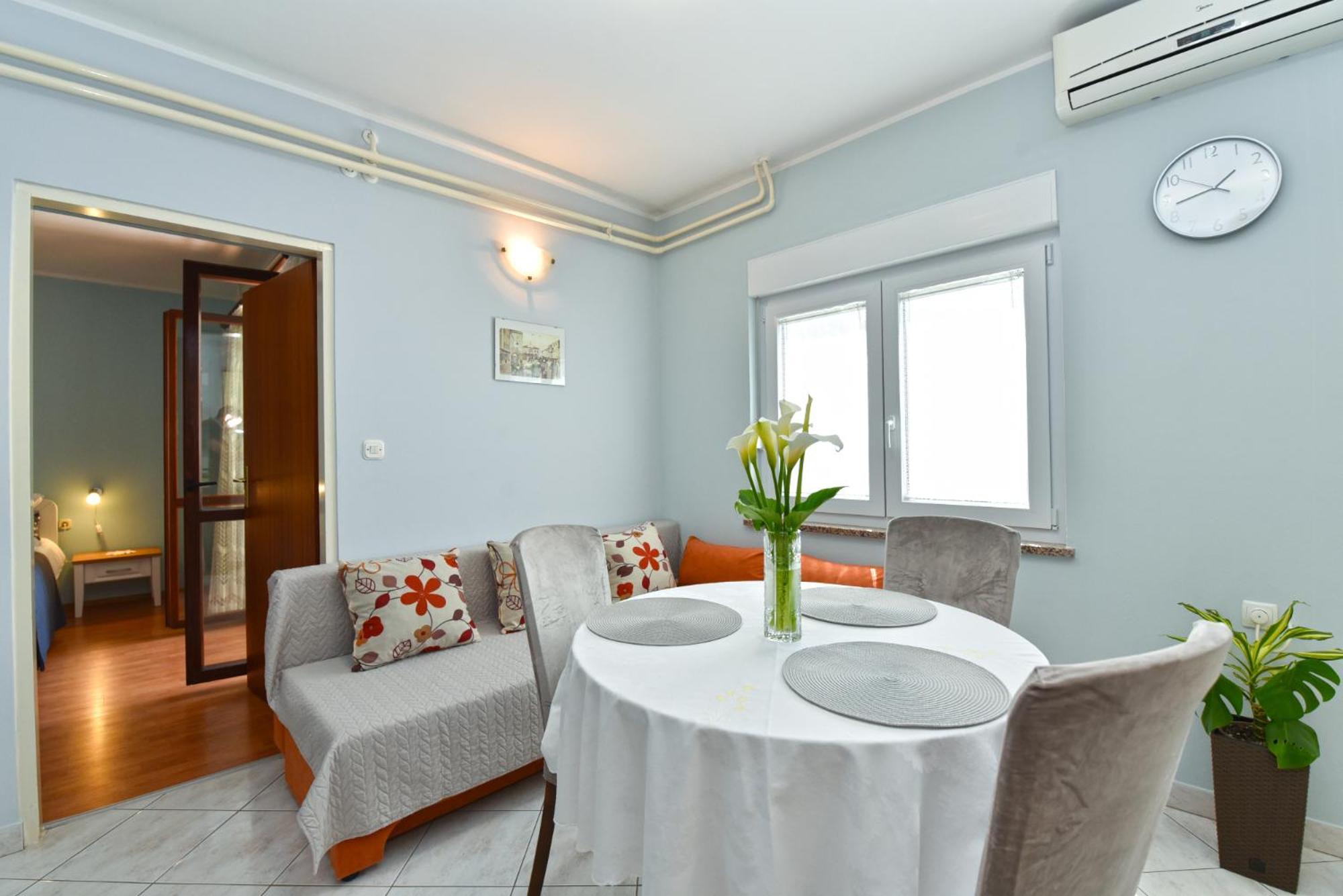 Apartments Nevina 1230 普拉 外观 照片