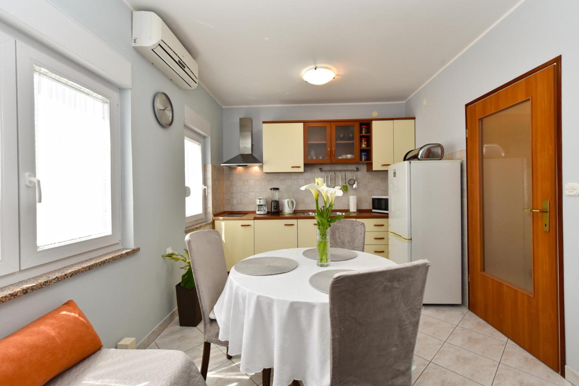 Apartments Nevina 1230 普拉 外观 照片